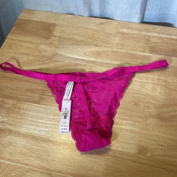NWT 3 pair Victoria’s Secret 1 pair pink underwear - Picture 10 of 15